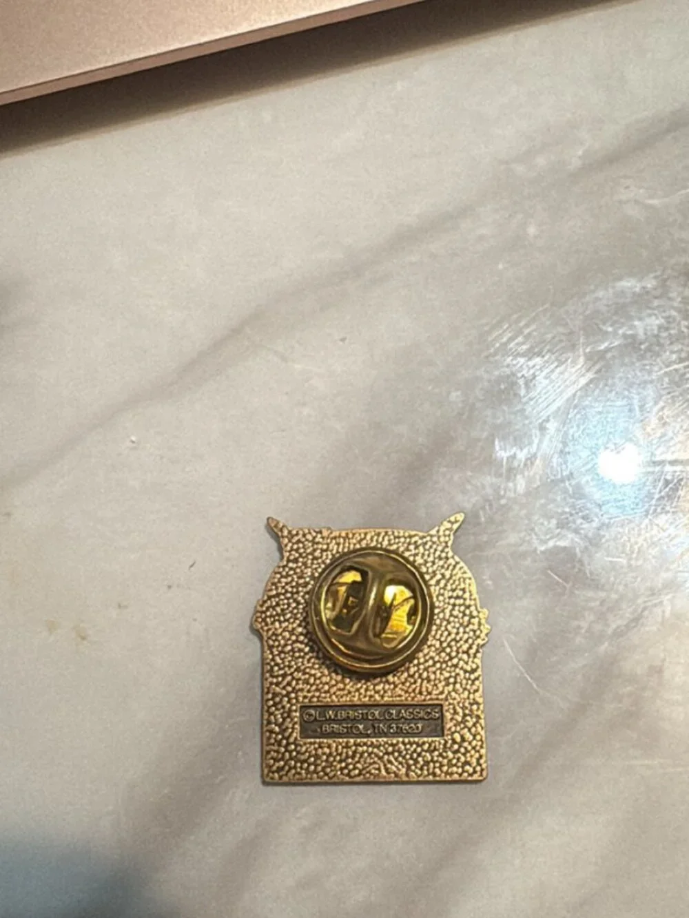 Supporting America Lapel Pin – L.W. Bristol Classics